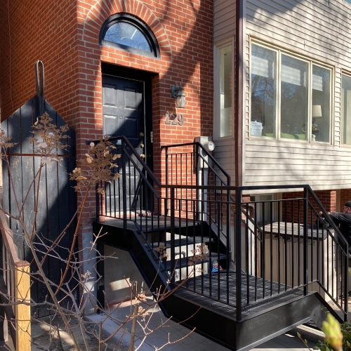 4 Pro Maintenance Tips For Your Brand New Metal Staircase