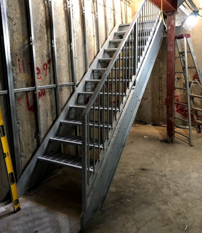 Steel Staircase: Installation Cost, Styles, Pros & Cons