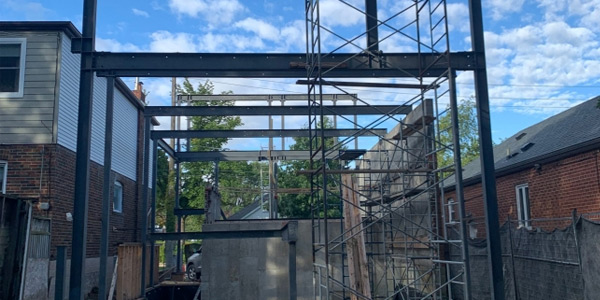 Load-Bearing vs. Framed Structures: Which is Right for Your Project?